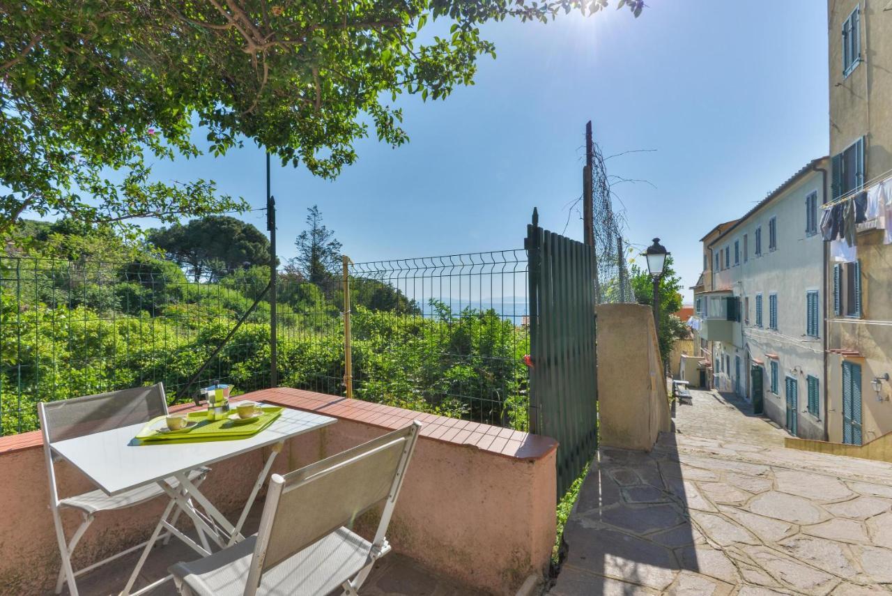 Casa Vacanze Iose Rio Marina Kültér fotó